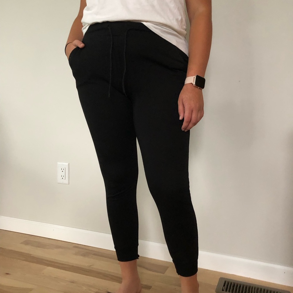 Sheila Rose women’s black joggers